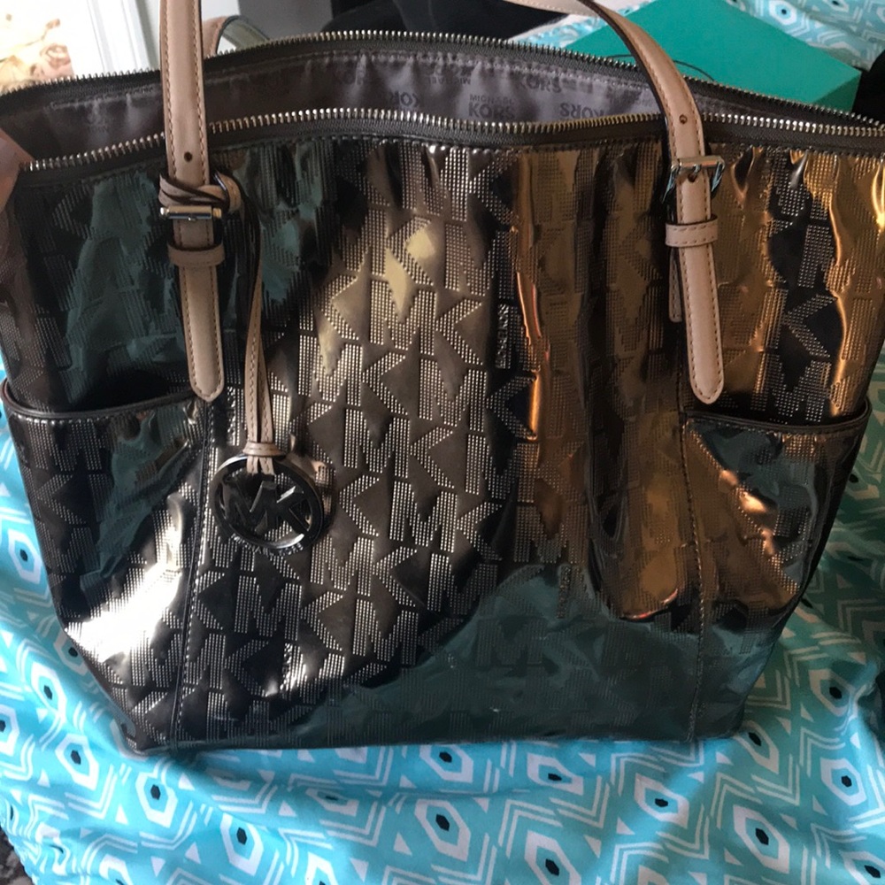 Michael Kors purse